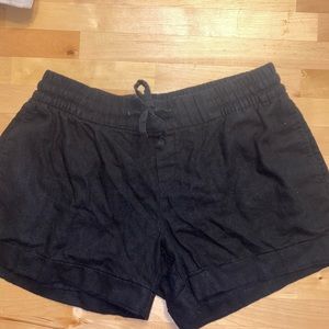 Old navy black shorts